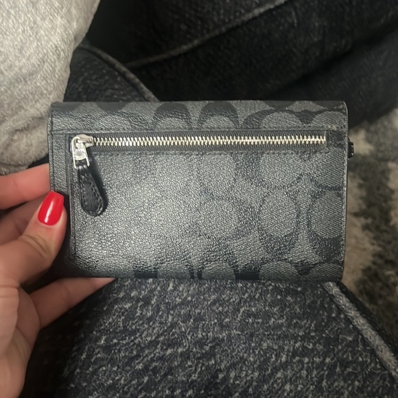 Coach Wallet - Picture 3 of 3